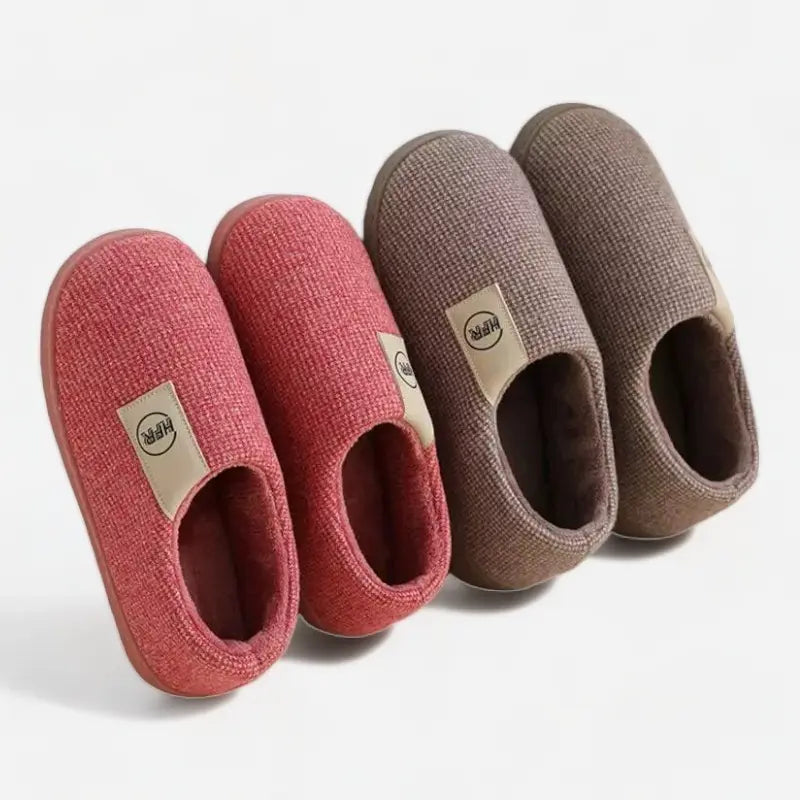 Chaussons type « Charentaises » fourrés minimalistes