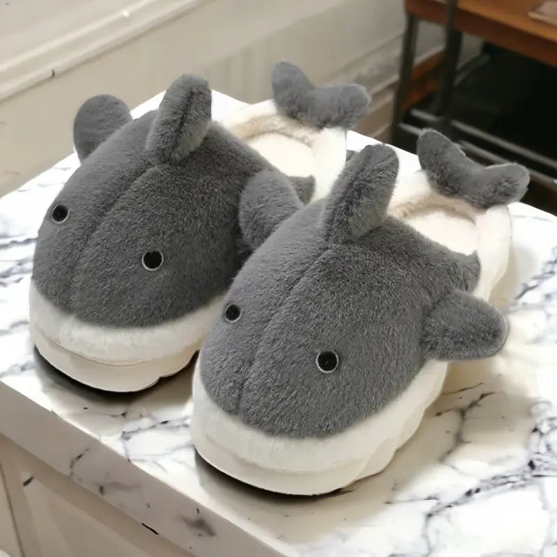 Mules fourrées requin