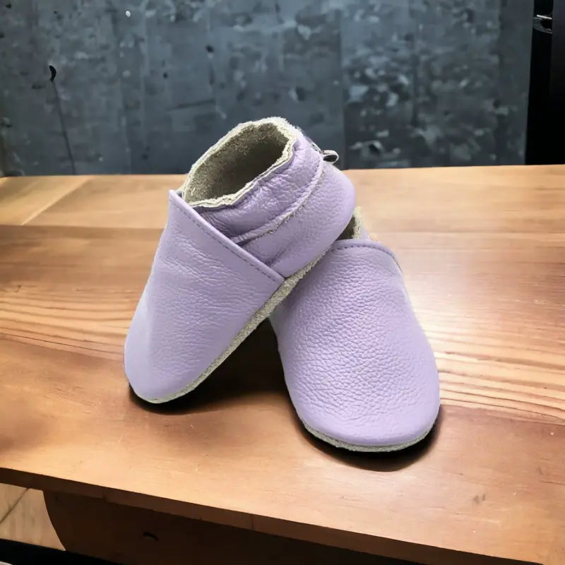 Chaussons en cuir sans lacets pour bébé